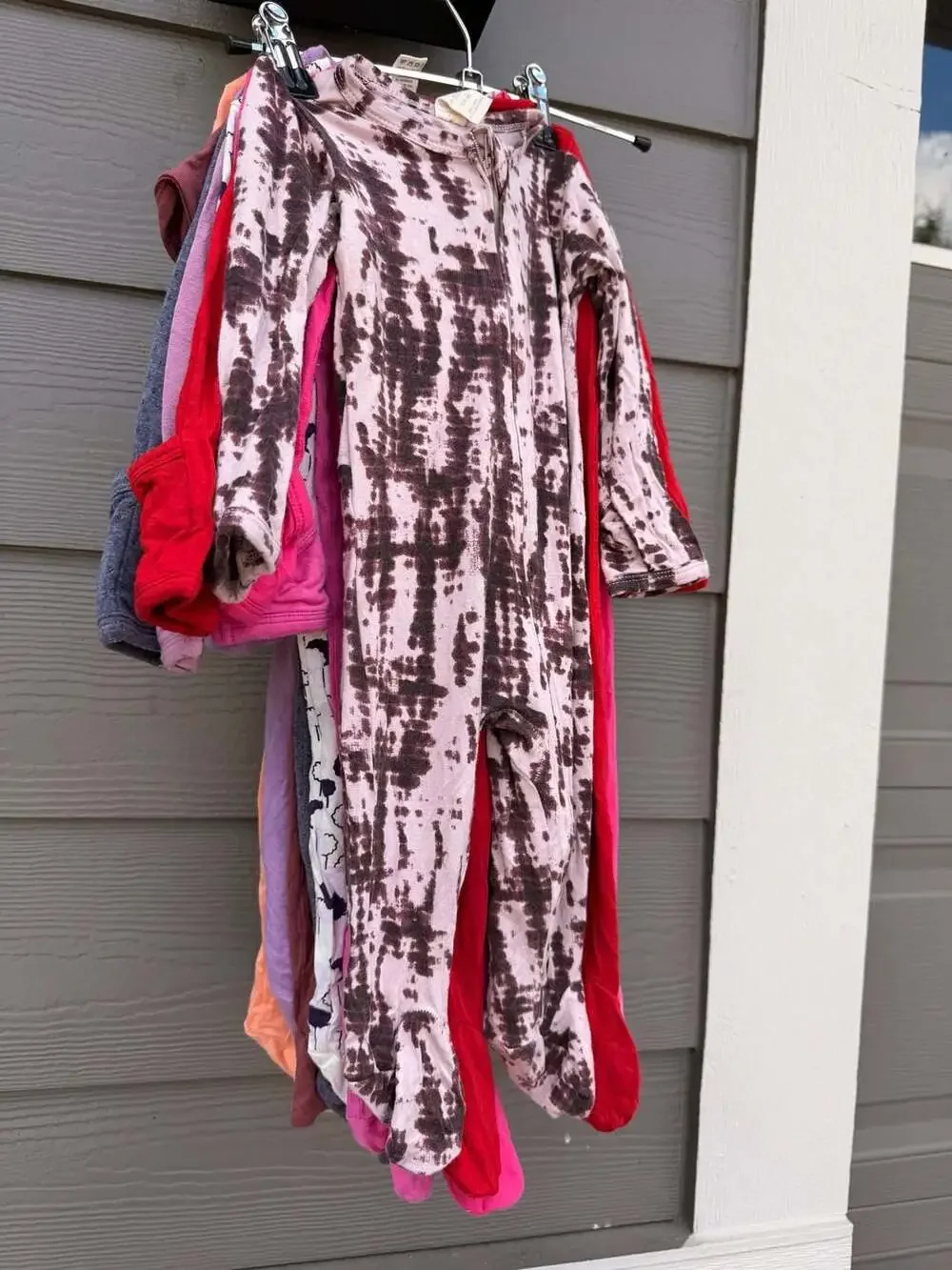 Kate Quinn Baby Modal Spandex Zip-Up Footie Pajamas and Bodysuit Lot 6-9 3-6